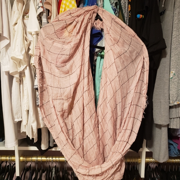 Infinity Scarf OS - Picture 5 of 6